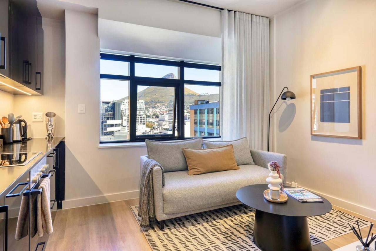 Apartment Luxury Mountain View At The Tokyo- 12th Floor No Loadshedding Kapstadt